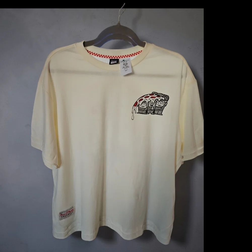 Disney Pixar Toy Story Pizza Planet Graphic Tee | XL | 100% Cotton - Picture 4 of 6